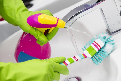 Local cleaner maintaining a SE17 property